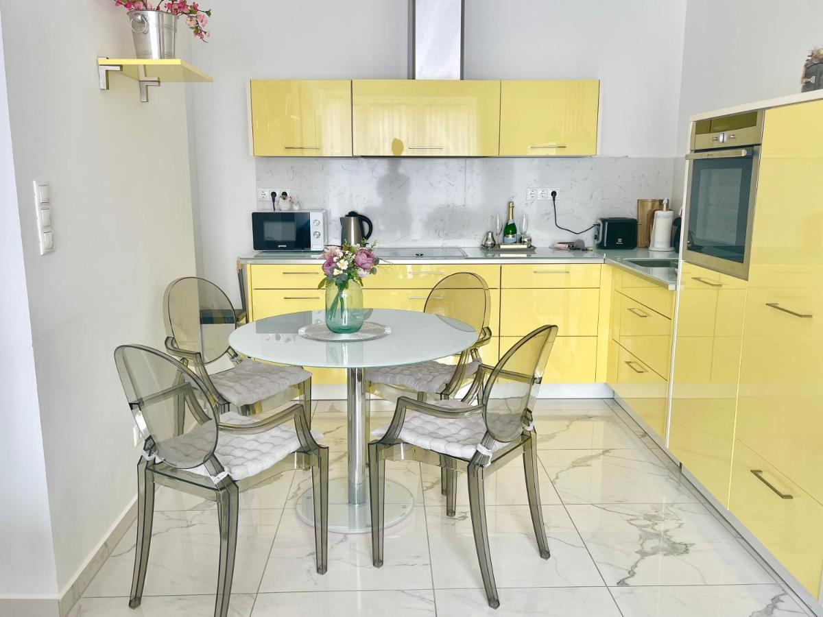 Spa Residence Carbona Royal Suites 1.11 Heviz Bagian luar foto